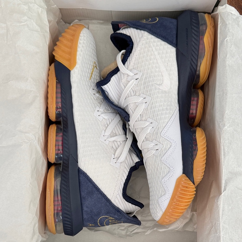 Nike LeBron 16 Low White Navy Gold Men’s 8.5 Women’s 10 NEW